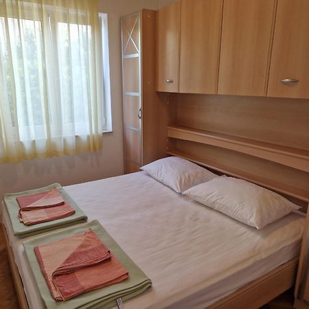Apartment Zeleni Dramalj Εξωτερικό φωτογραφία